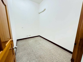 可營登☆可租補☆空間好利用☆近中友百貨（第8張）