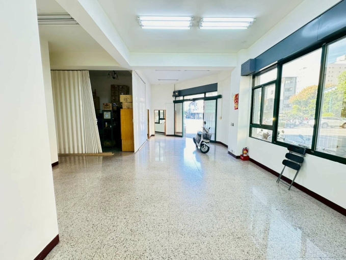 可營登☆可租補☆空間好利用☆近中友百貨（第4張）