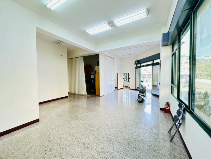 可營登☆可租補☆空間好利用☆近中友百貨（第1張）