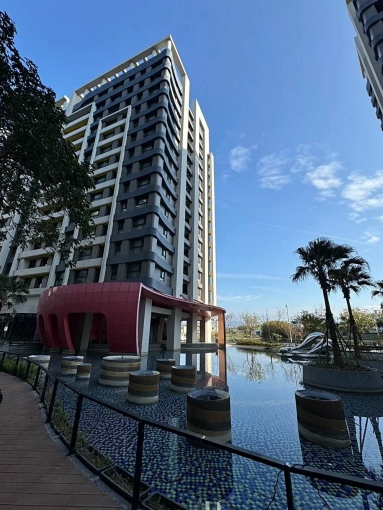 環球市三改二室附平車*獅子王（第12張）