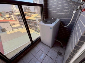 東區//站前秀泰影城//可租補電梯套房（第5張）