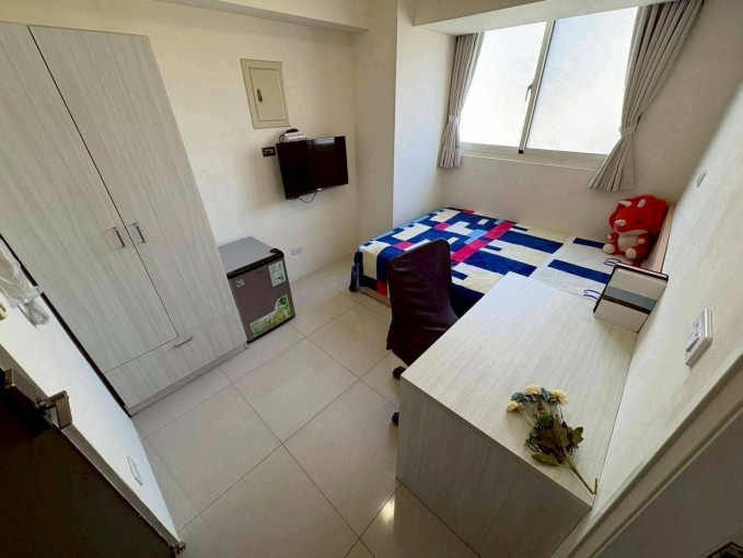 東區//站前秀泰影城//可租補電梯套房（第3張）