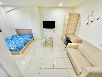 宇你相見💕陽台獨洗✨衛浴開窗近台中火車站.秀泰影城.新時代（第9張）