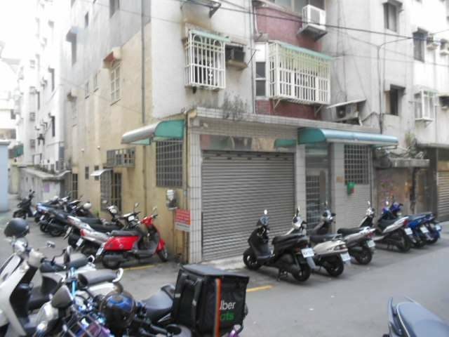 免仲介費 近中元夜市公寓2樓新網路套房出租 另付水電費（第10張）