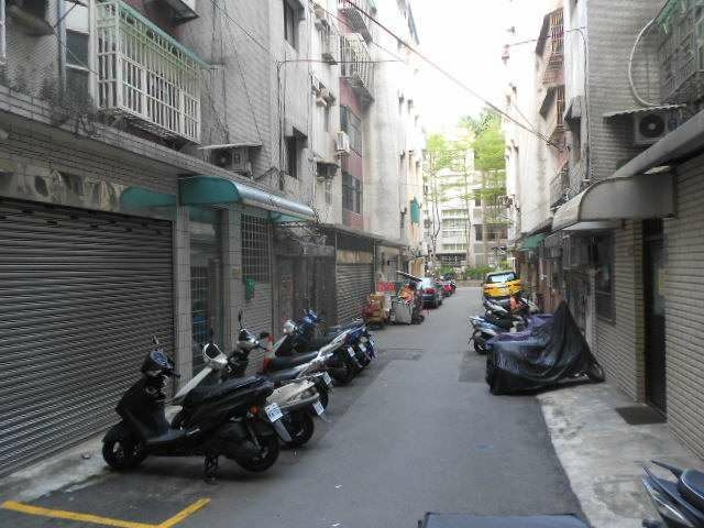 免仲介費 近中元夜市公寓2樓新網路套房出租 另付水電費（第11張）