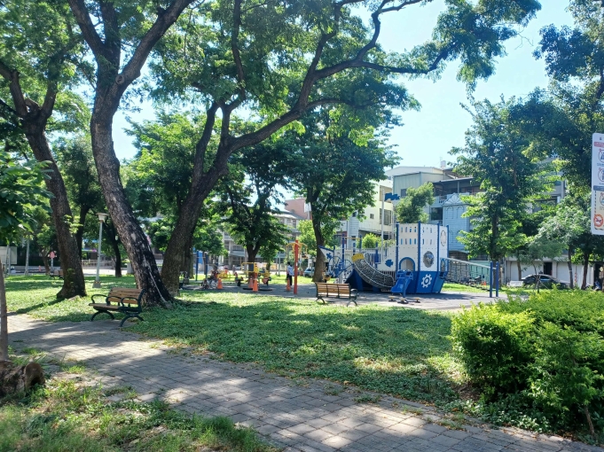 前鎮可住可辦明亮二房 - Image 3