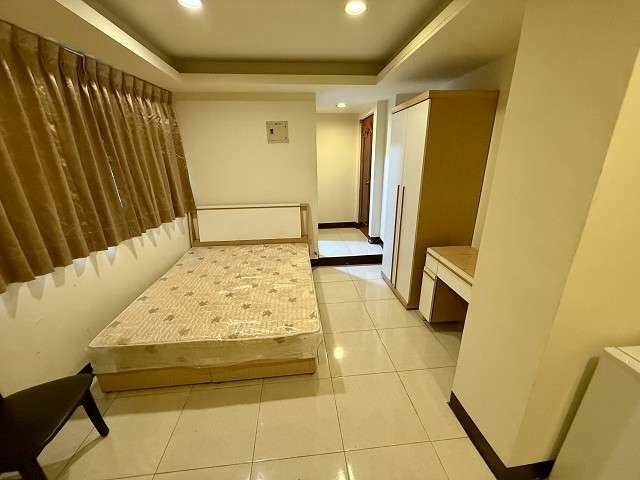 💞大象租屋💞近SOGO.威尼斯影城旁.漂亮網路大套房.附傢俱.家電.有陽台（第2張）