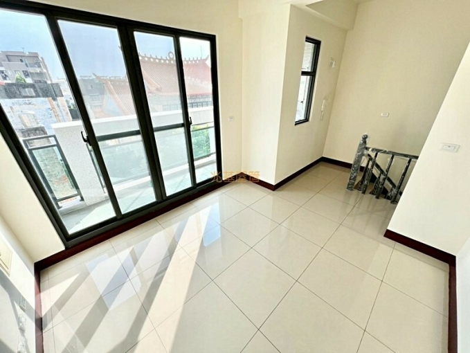 兆基社會住宅🏡梧棲稀有全新透天可租補雙大車位（第2張）