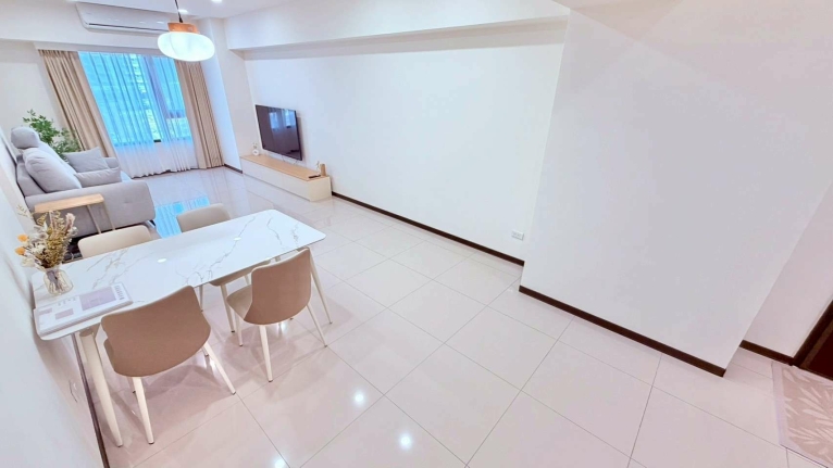 含車含管三房超低價🔥火速來電💎家具家電大全配💎全新交屋💎長紅天韻（第3張）