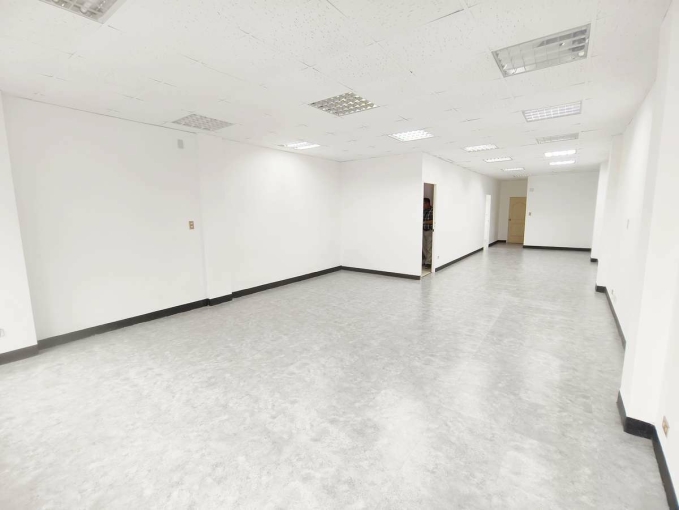 ☆捷運中山國小站☆方正格局、民權東 林森北交叉路口(第5張)