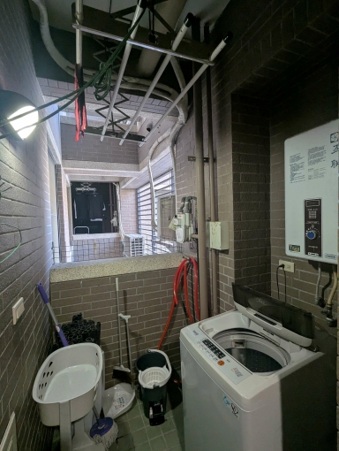 樂活城市。小家庭理想，實用裝潢，家具齊全。（第3張）