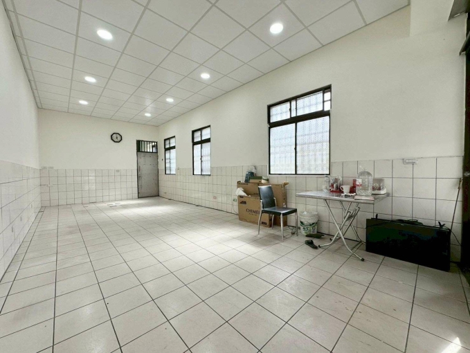 正軍功路二段🍀透天一樓🍀租金含稅🍀樓上有住可另租（第6張）