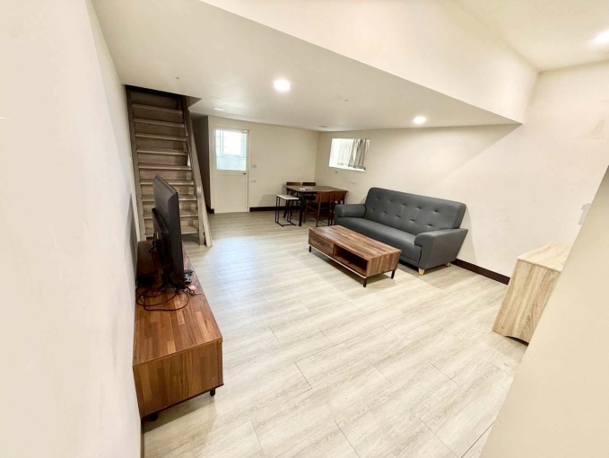 🔥東區可寵兩房🔥可雙租補🔥陽台獨洗🔥近黃昏市場（第1張）