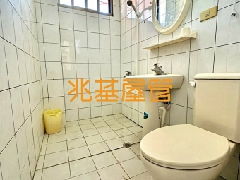 兆基社會住宅🏠爬梯3樓可租補室內16坪大空間（第7張）