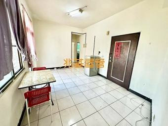 兆基社會住宅🏠爬梯3樓可租補室內16坪大空間（第2張）