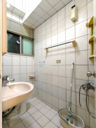 獨家》挑高6米樓中樓！使用空間大！秀朗&景平雙捷運（第11張）