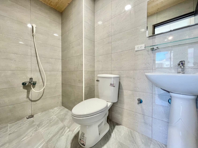 燙到要放耳邊降溫✨可租補✨陽台獨洗💕近水湳 中央公園⚡宇你相見（第10張）