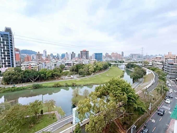 @@士林芝山捷運商圈旁*河景採光明亮大露臺2房（第8張）