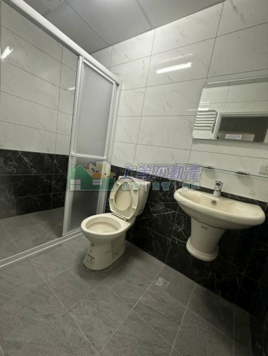 遠百商圈全新整理兩房家具店齊全包網路第4台（第5張）