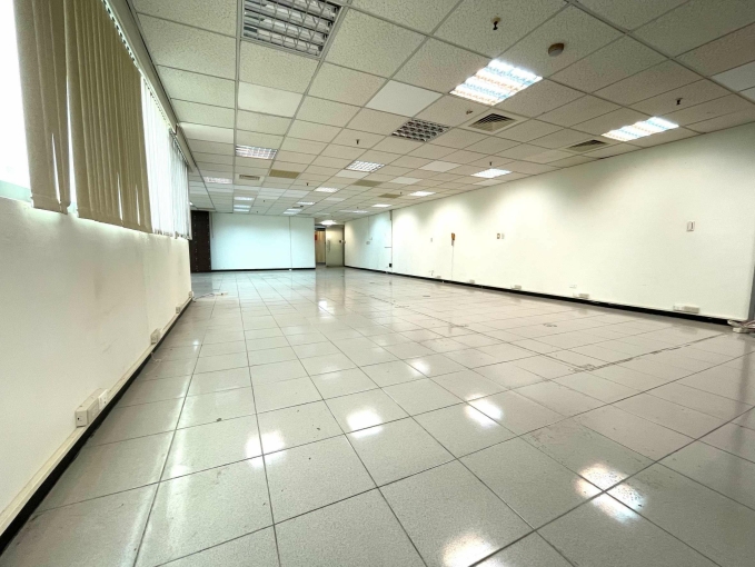 北區北屯商辦🍀大坪數🍀格局方正好規劃🍀平面車位（第5張）