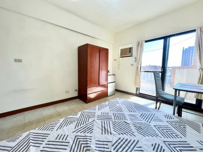 🔥西區陽台獨洗🔥電梯套房🔥台水台電🔥走路勤美 - Image 5