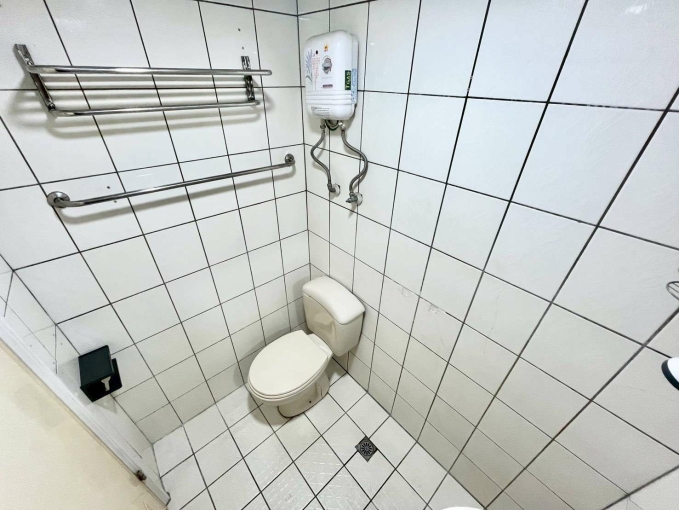 🔥西區陽台獨洗🔥電梯套房🔥台水台電🔥走路勤美 - Image 4