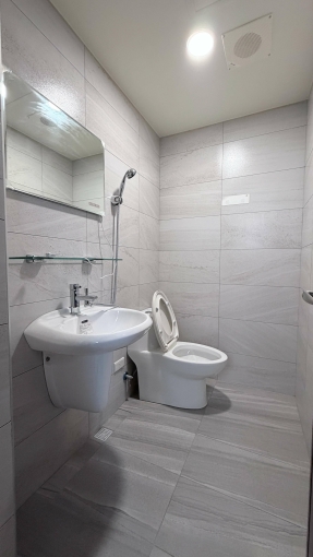 台中科大旁優質分租套房｜附床冷氣桌椅｜立即可住（第2張）