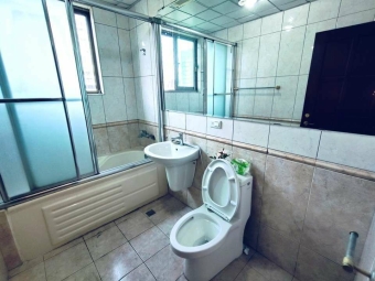 @@信義市政府商圈旁*採光明亮美四房（第10張）