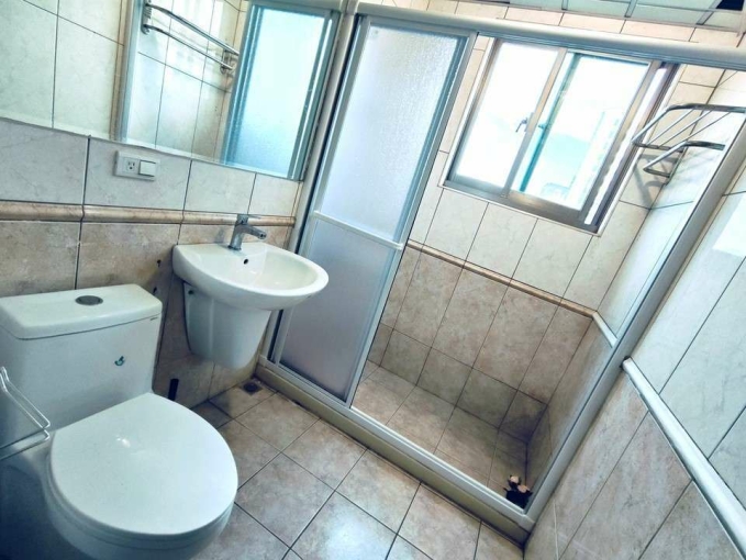 @@信義市政府商圈旁*採光明亮美四房（第11張）