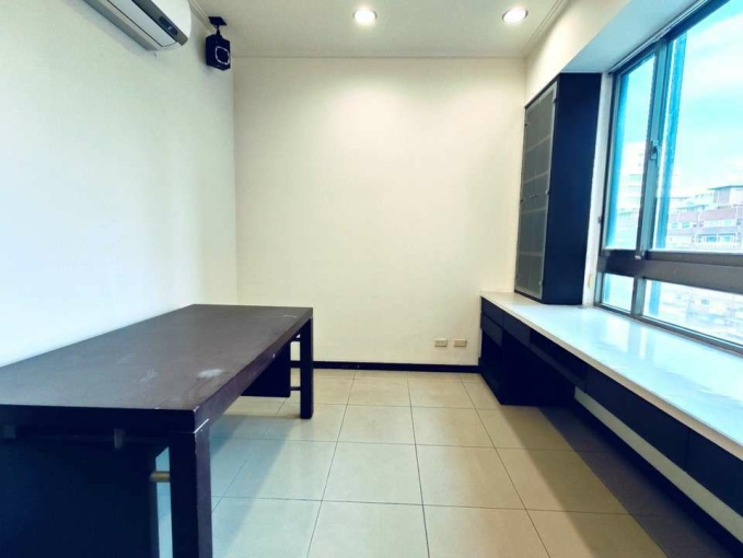 @@信義市政府商圈旁*採光明亮美四房（第8張）