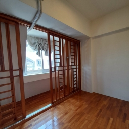 【屋主自租】西屯逢甲核心・3+1房頂樓樓中樓｜實際使用雙層42坪+車位（第10張）