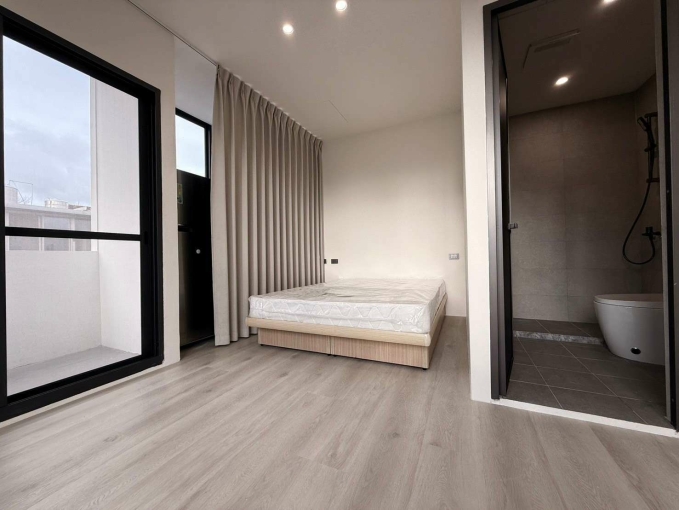 鄰804✨免仲介✨可租補✨免治馬桶浴室暖風✨近市區✨大套房(第12張)