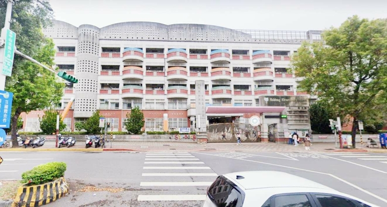 近士東國小士東市場高島屋可租金補助（第12張）