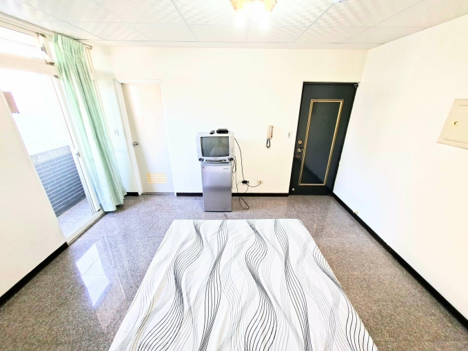 可租補☆電梯套房☆陽台曬衣☆機車好停 - Image 11