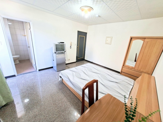 可租補☆電梯套房☆陽台曬衣☆機車好停 - Image 7