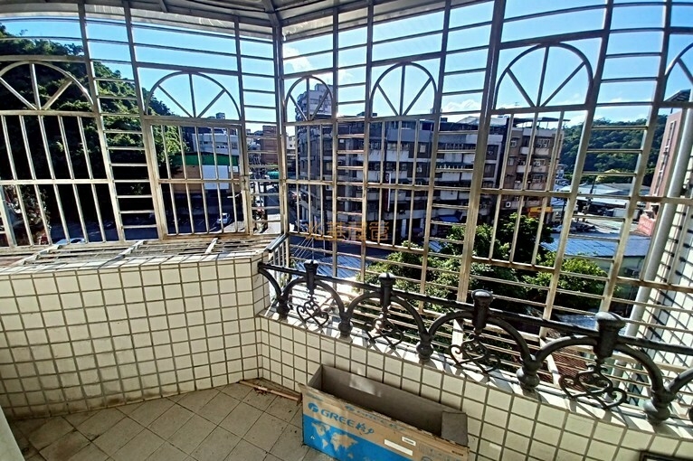 兆基社會住宅🏠暖暖街鬧區~大空間大三房外加頂樓空間~⛳️（第10張）