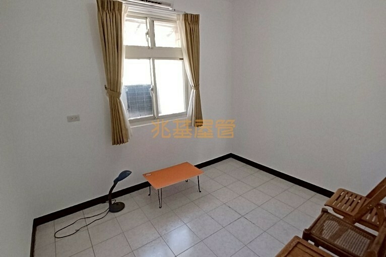 兆基社會住宅🏠暖暖街鬧區~大空間大三房外加頂樓空間~⛳️（第7張）