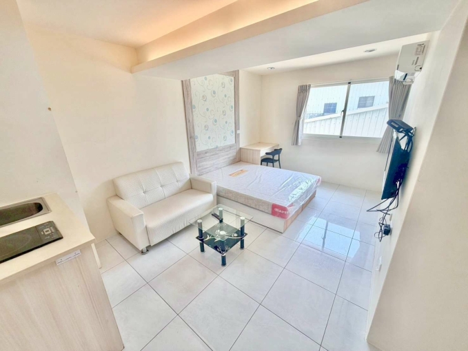 你混哪裡?我混黑眼圈⚡魔術大空間✨獨洗獨曬💕近一中 中友⚡宇你相見（第1張）