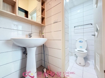 🐱🐶可養貓狗/近新竹火車站/近國泰醫院/兩房只要24000/固定兩個室內機車位/台水台電/有電梯🐱🐶（第10張）