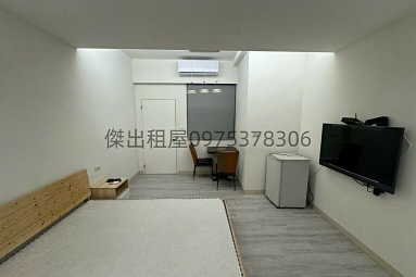 傑出租屋/藝文稀有低樓層,陽台獨洗,可補助（第2張）
