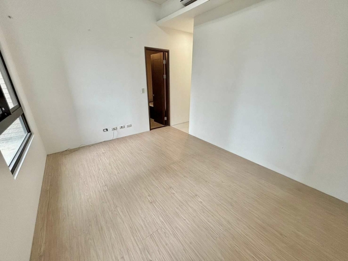 廷選好屋✨大坪數三房二衛🔥雙平面車位✨可寵可貓可狗 - Image 7