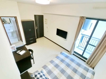 很新電梯套房@陽台@飲水機@子母車（第9張）