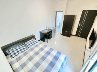 很新電梯套房@陽台@飲水機@子母車（第5張）