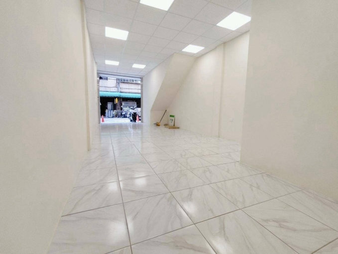 霧峰區樹仁商圈 🤎可餐飲 💜全新1F店面/辦公室「 可營登」「台電」（第3張）