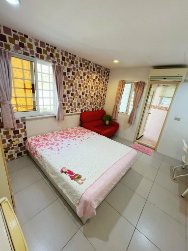 房東出租~ 🏠 台中/一中商圈/中國醫/2 F邊間套房出租/陽台獨洗曬/限女性/可租補 🏠 - Image 3