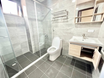 🔥‼️正一房一廳/近文心中清捷運可貓電梯套房/正一房一廳/獨洗獨曬/衛浴乾濕分離/可雙租補/子母車/有機車🛵位/戶🔥 - Image 15