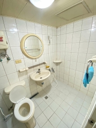 可租補★草悟道★電梯套房★台水電一房一廳大套房 - Image 14