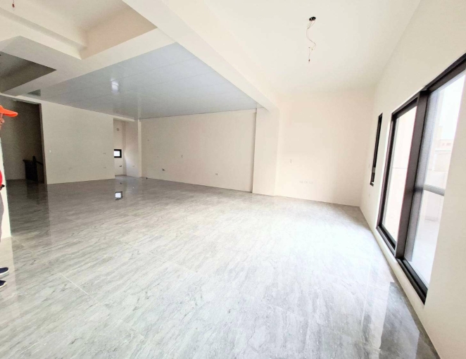 寬敞空間~適合辦公.咖啡簡餐少油煙業者~歡迎賞屋（第2張）