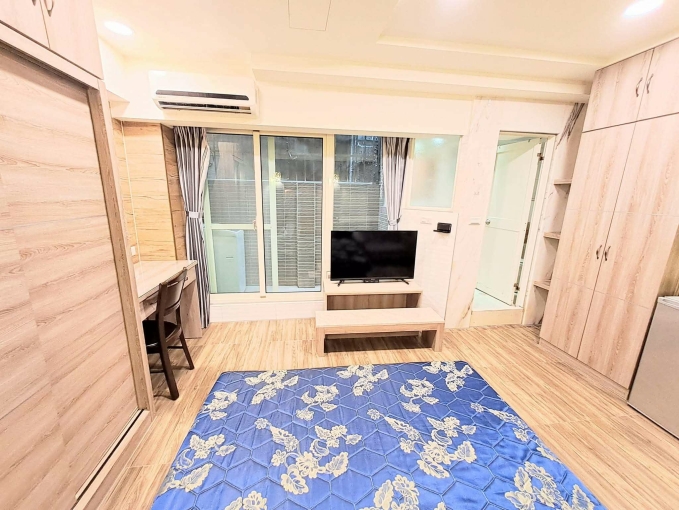 租補台電**陽台獨洗曬*電梯*飲水機*子母車* - Image 3