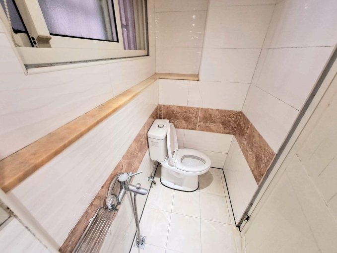 租補台電**陽台獨洗曬*電梯*飲水機*子母車* - Image 9